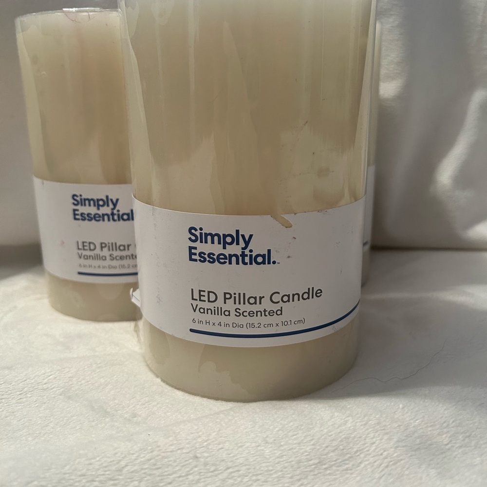 Simply Essential LED Vanilla Scented Pillar Candle - 3 pc